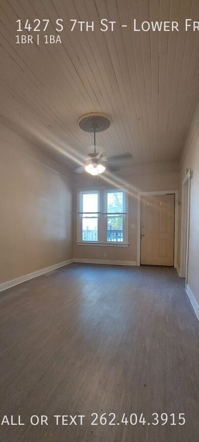 Building Photo - Remodeled 1 Bedroom Lower w/ Private Entry