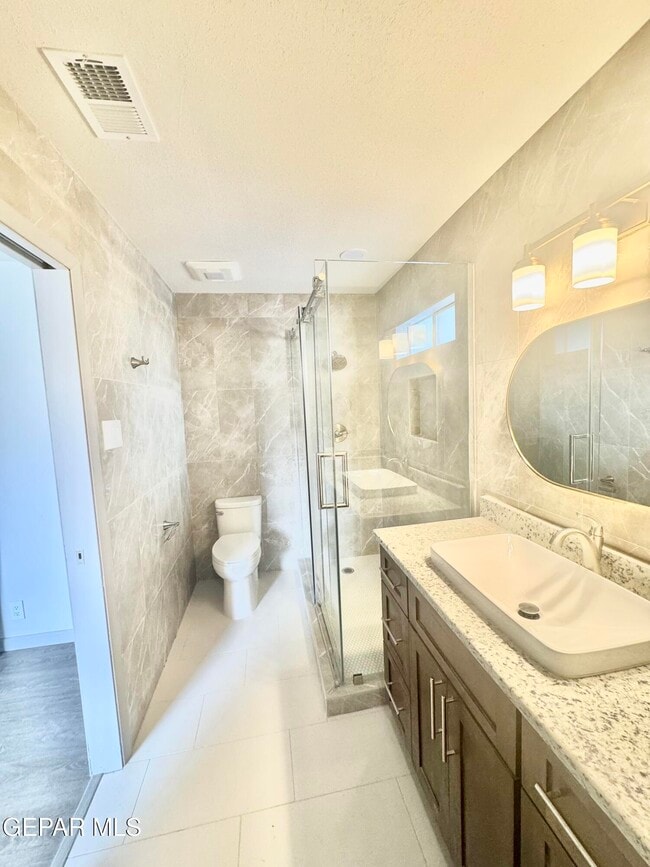 Building Photo - 508 Trails End Ct