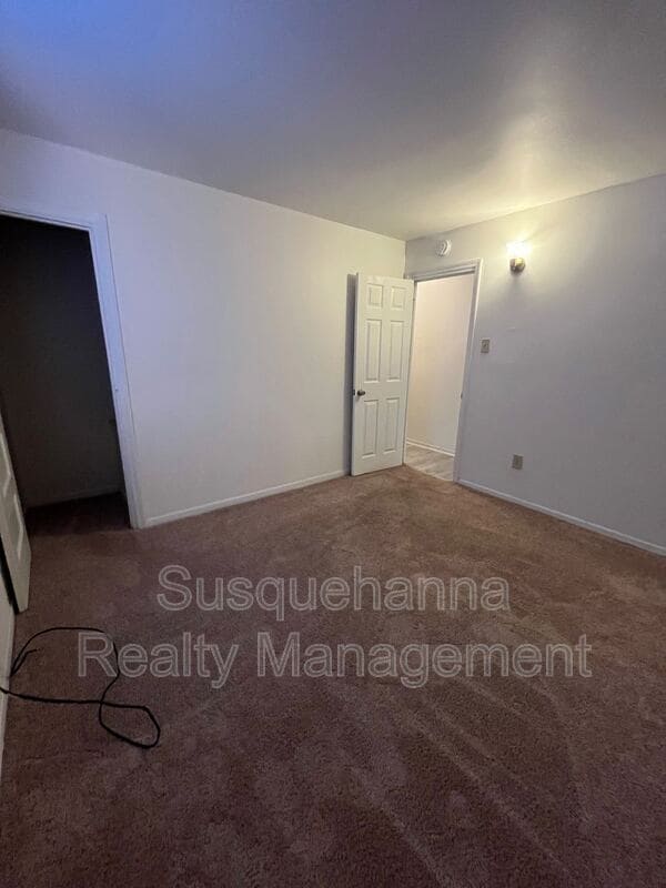 Building Photo - 1816 Boas St