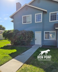 Building Photo - BAR27