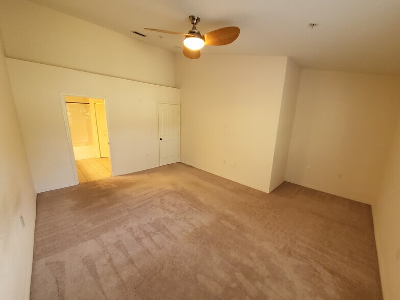 Building Photo - 1606 Legacy Park Dr