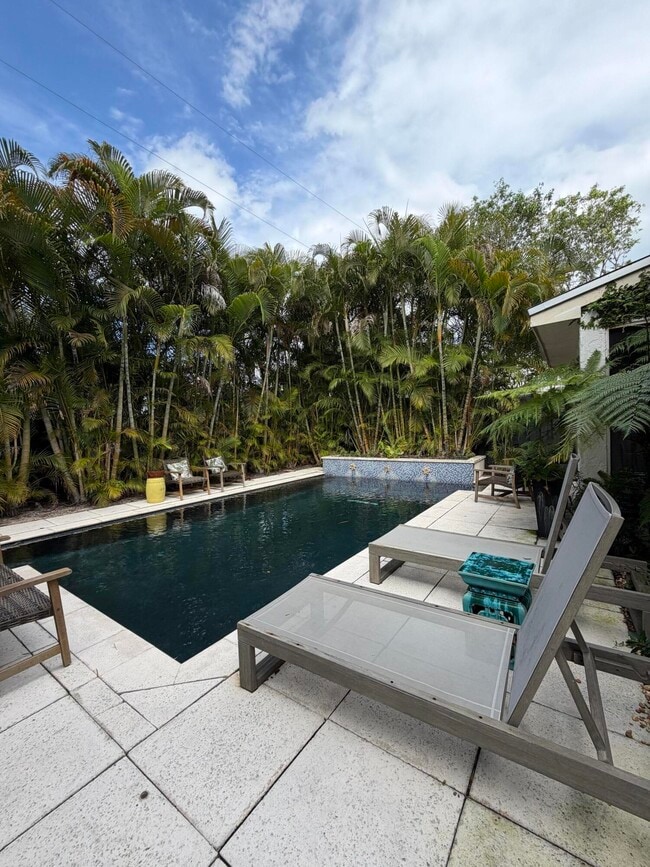 Building Photo - 515 Ardmore Rd