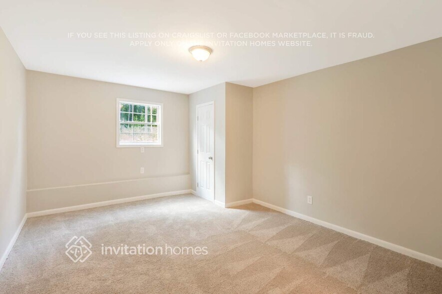 Building Photo - 195 River Trace Ct