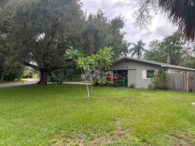Building Photo - 2030 Healy Dr