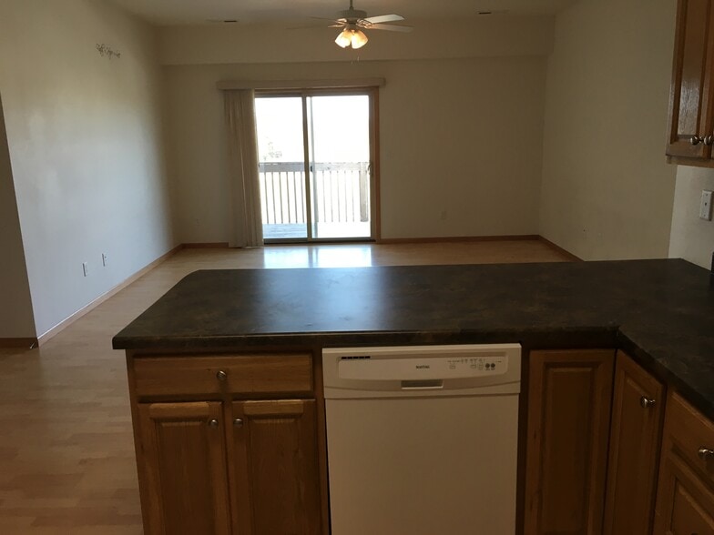 Building Photo - 121 Aspen Ln