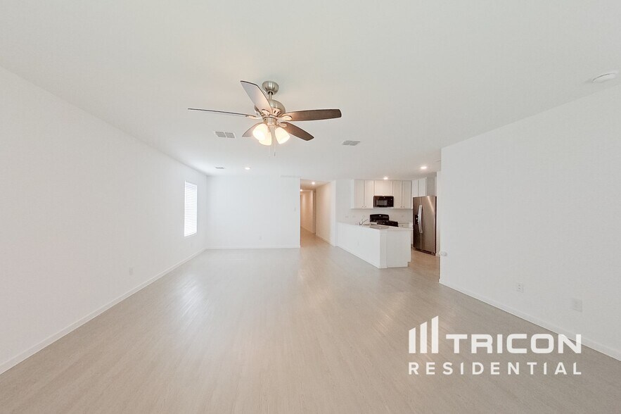 Building Photo - 1608 Lercara Ln
