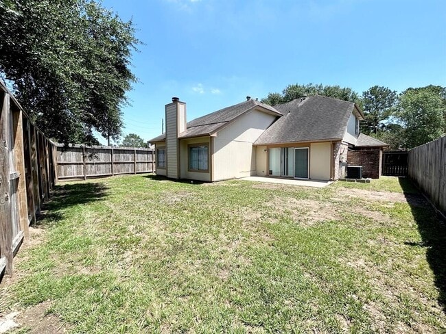 Building Photo - 14802 Chetland Pl Dr
