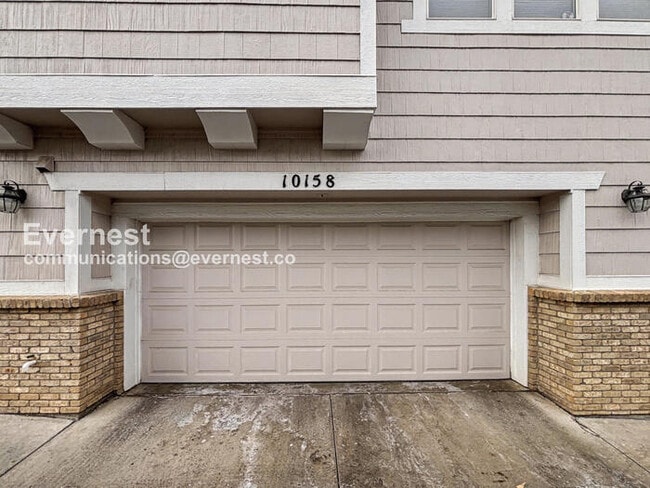 Building Photo - 10158 Autumn Blaze Trail