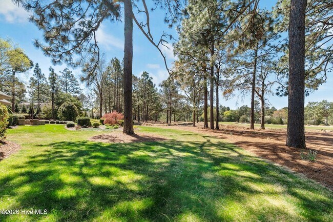 Building Photo - 50 Oak Meadow Rd