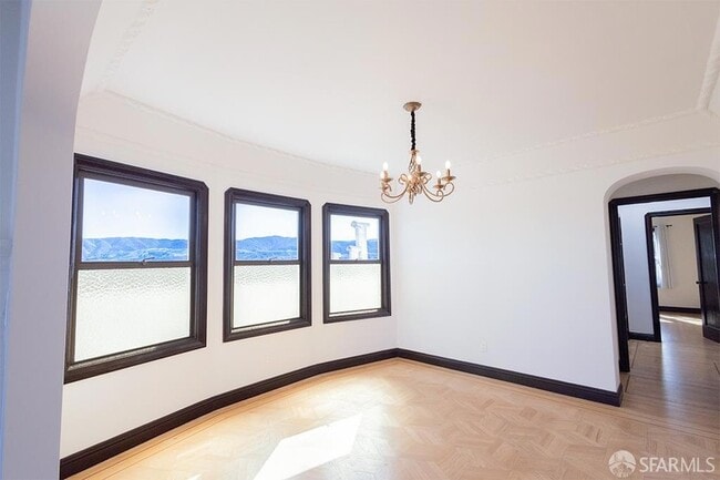 Building Photo - 212 Tocoloma Ave