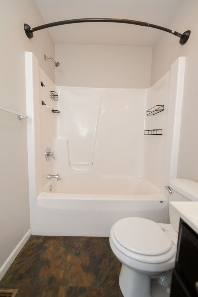 Building Photo - 693 Dearborn Rd