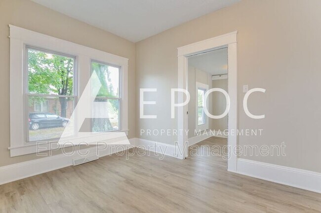 Building Photo - 1100 Elwell Ave