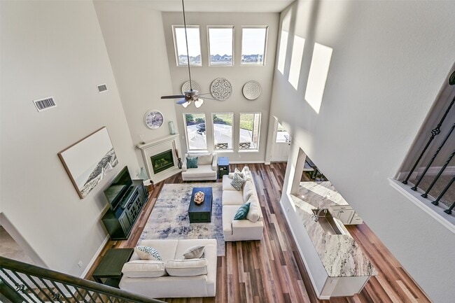 Building Photo - 3103 Flora Manor Dr