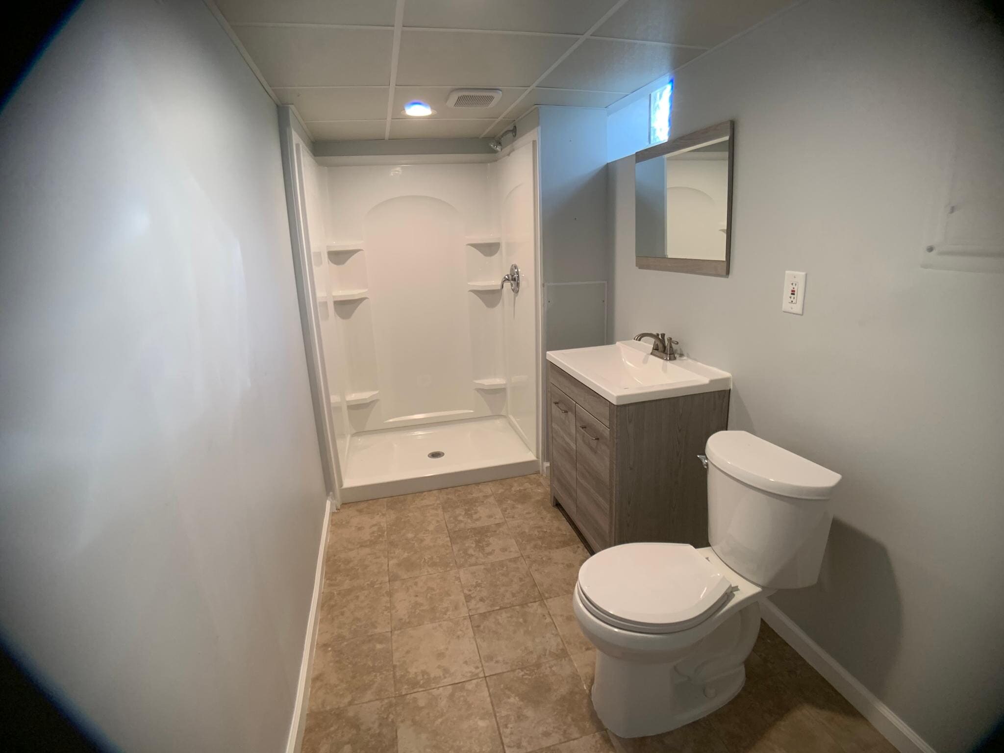second full bath - 12819 Lenore