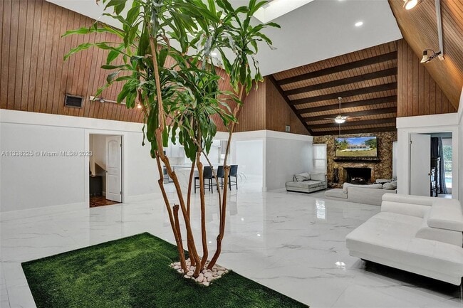 Building Photo - 8350 NW 15th Ct