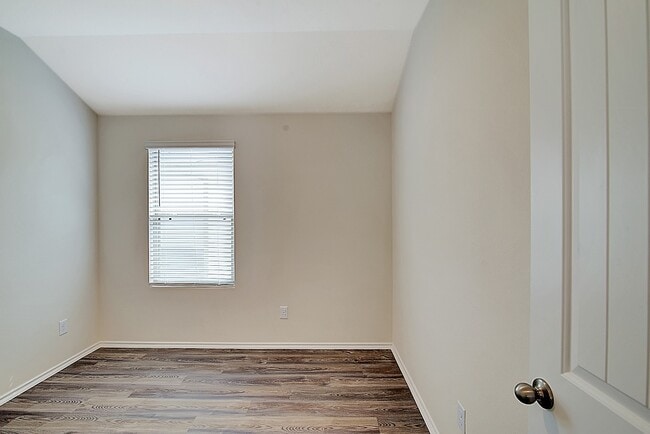 Building Photo - 14023 Mack Wood Trl