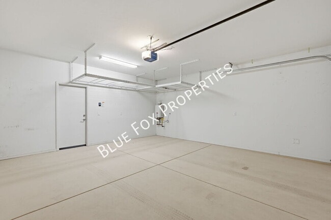 Building Photo - 8670 N Genoa Ct