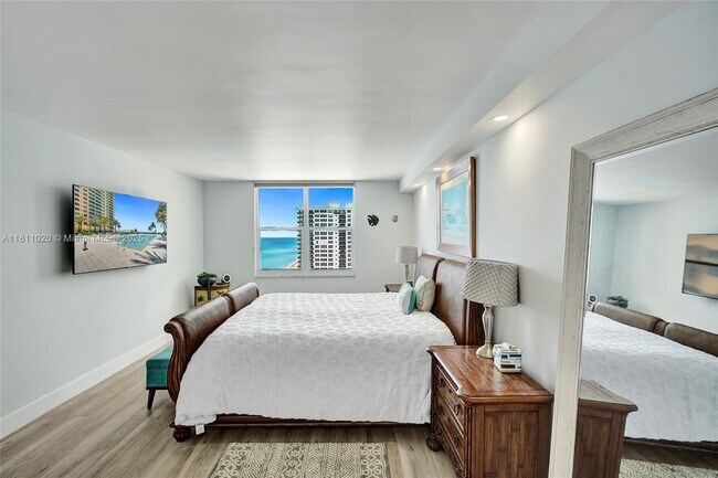 Building Photo - 2501 S Ocean Dr