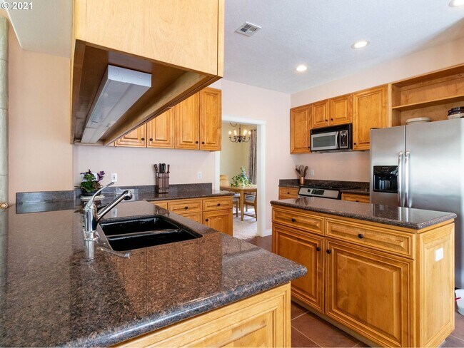 Building Photo - druc01