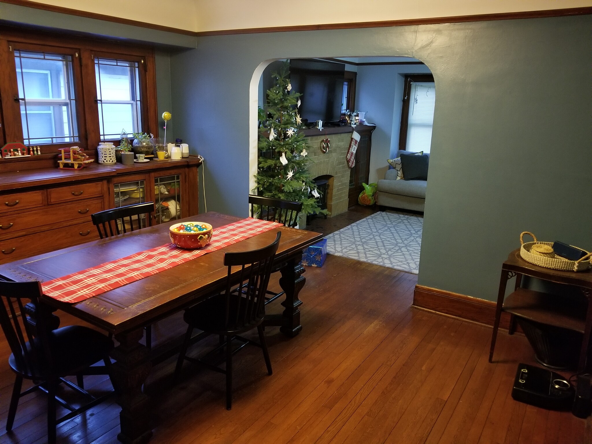 Great for entertaining! - 5717 W Vliet St