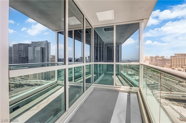 Building Photo - 4575 Dean Martin Dr