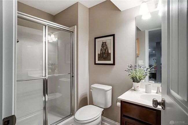 Building Photo - Charming 4 beds 5 bath in Centerville!