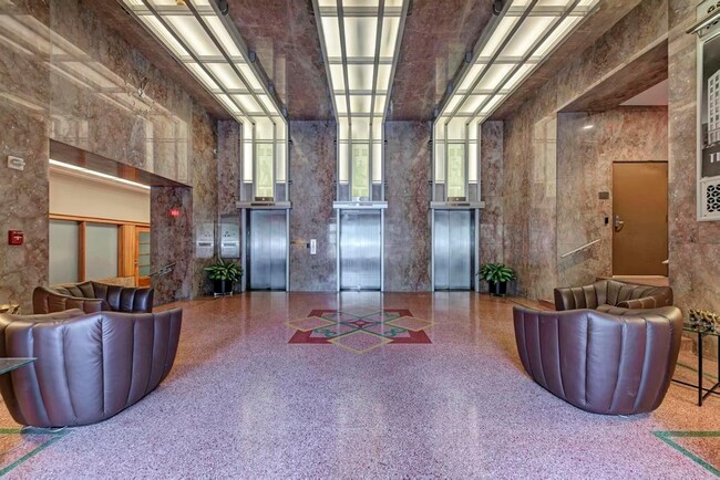 Building Photo - 710 Colorado St