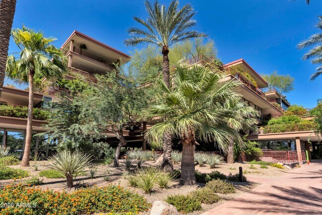 Building Photo - 7161 E Rancho Vista Dr