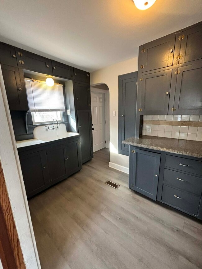 Building Photo - 1845 S Ida St