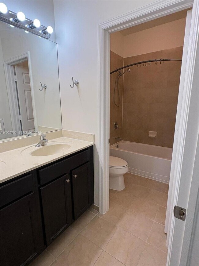 Building Photo - 9426 SW 171st Ct