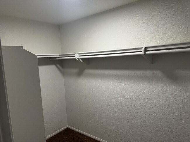 Building Photo - 9191 White Rd