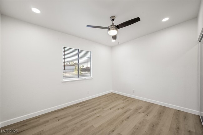 Building Photo - 4315 Ridgedale Ave