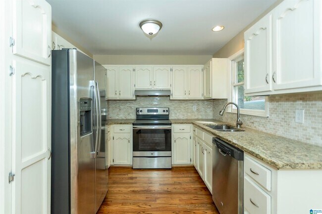 Building Photo - 1928 Indian Lake Dr