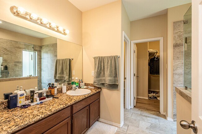 Building Photo - 11234 Sierra Gorda Dr