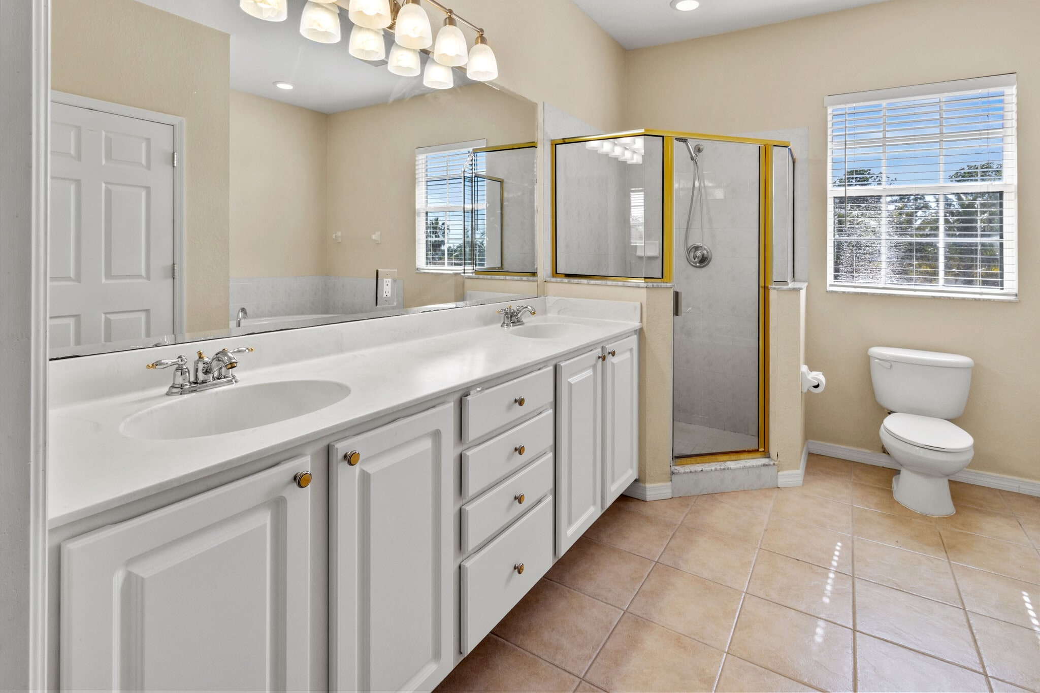 3rd level primary bath - 3409 10th Ln W