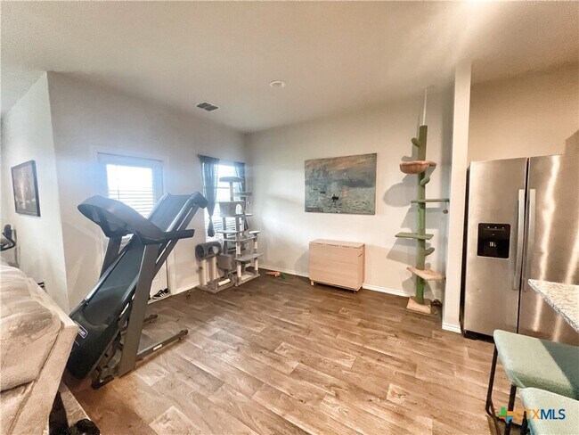 Building Photo - 940 Chachalaca Ct