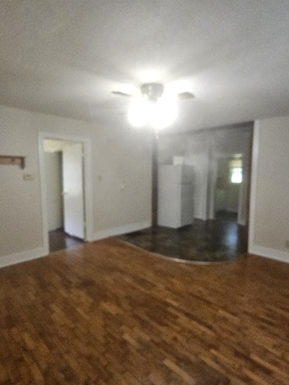 Building Photo - 1211 Almira Ave