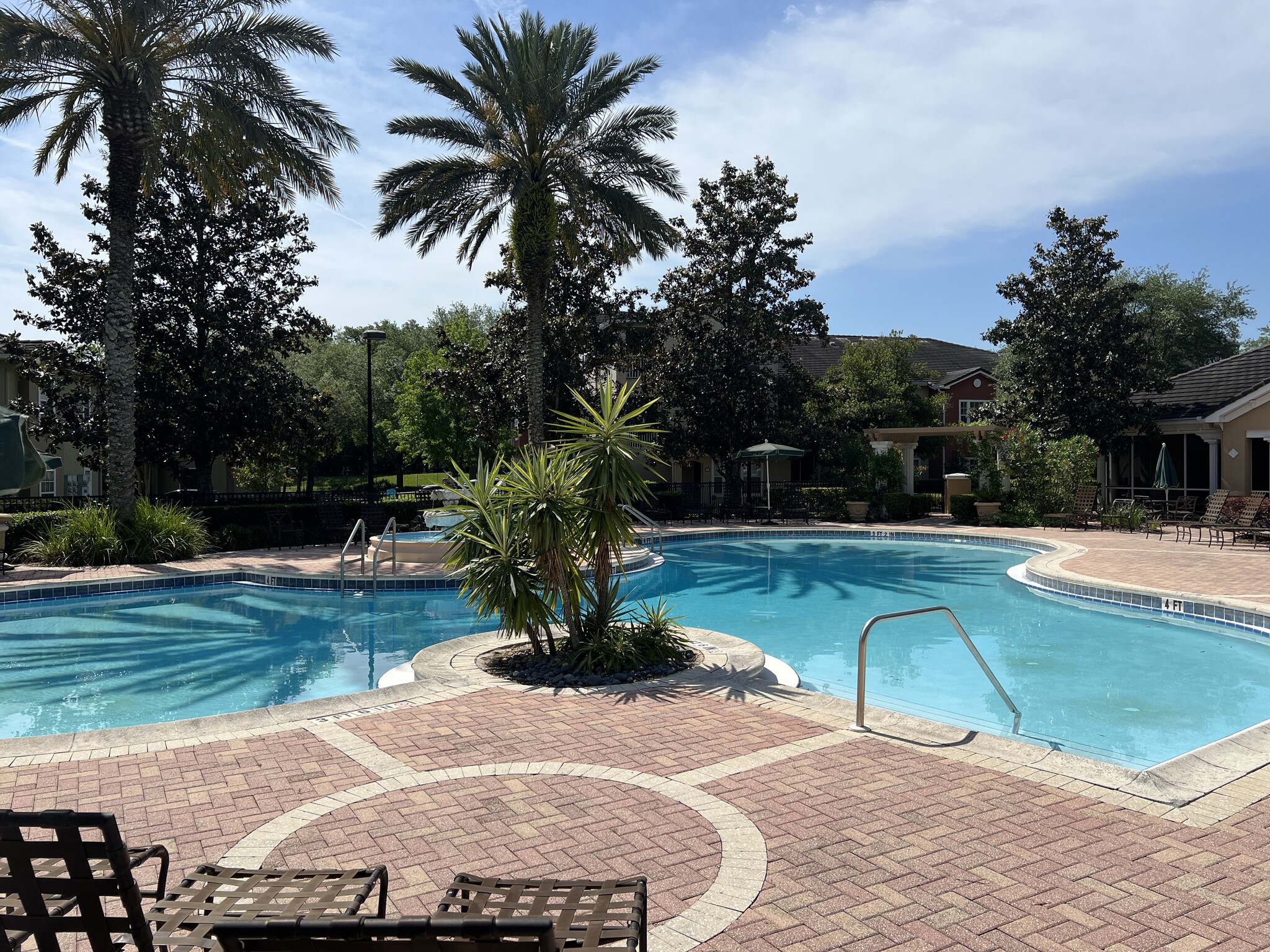 Pool - 10075 Gate Pky N