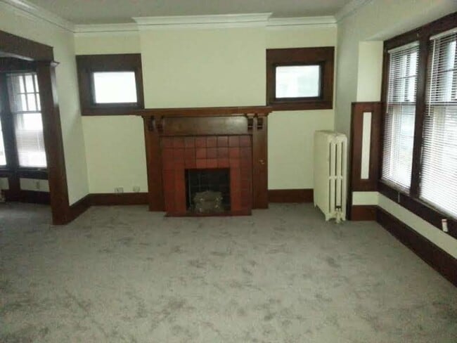 Building Photo - 2924NMarylandM