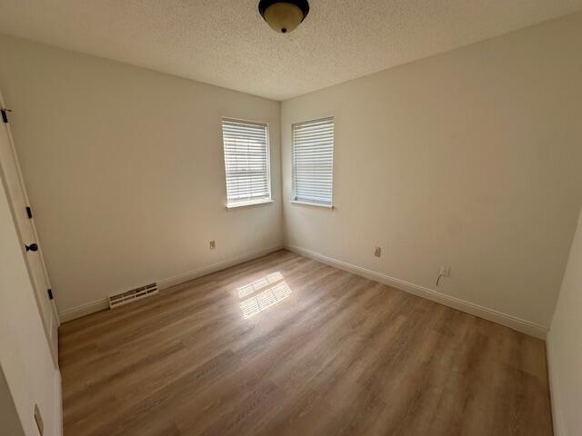 Building Photo - 3701 Santiago Dr