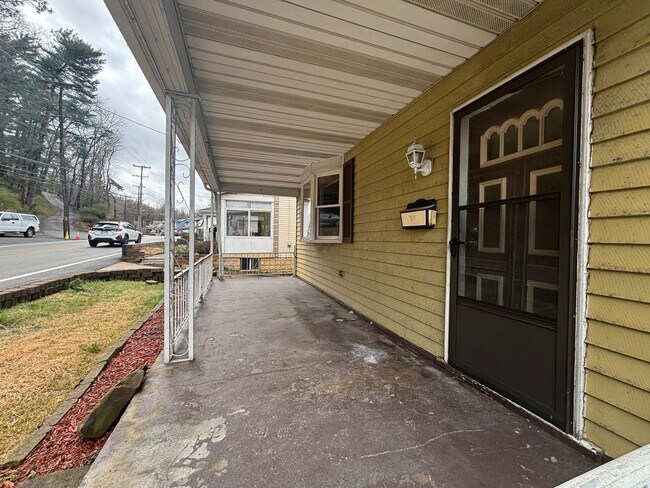 Building Photo - Spring Into Homeownership This May! Lease-to-Own Home Opportunity – This is NOT a Typical Rental!