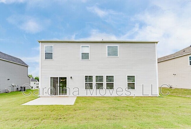Building Photo - 14 Larson Dr