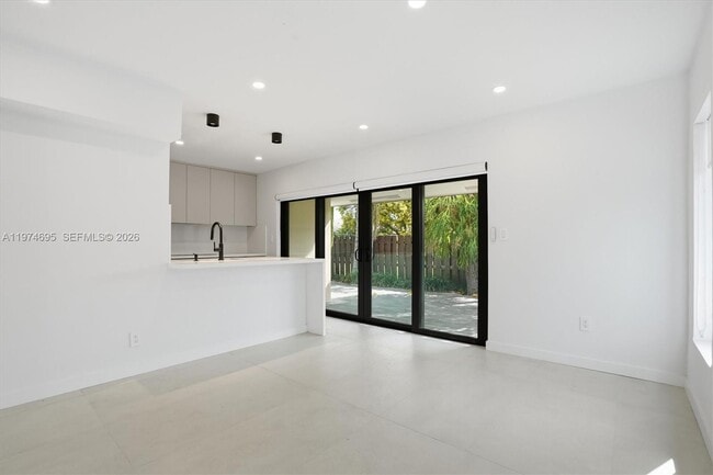 Building Photo - 11959 SW 122nd Ct