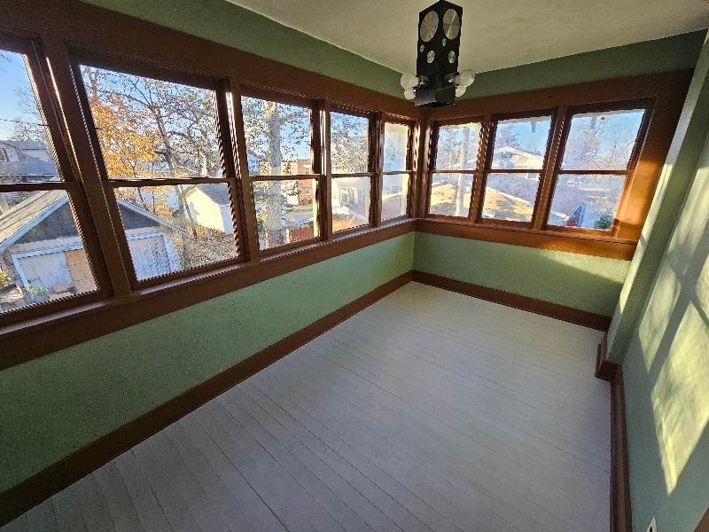 Building Photo - 1926 7th St