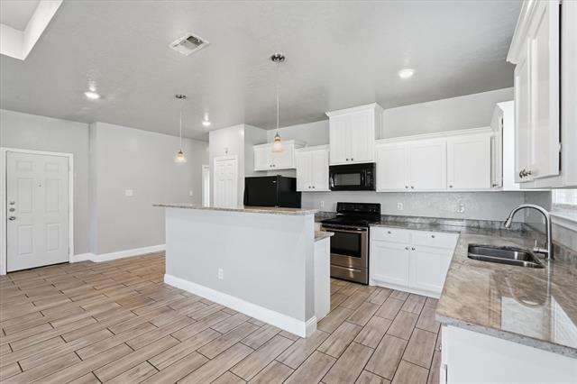 Building Photo - 3333 Dalton St