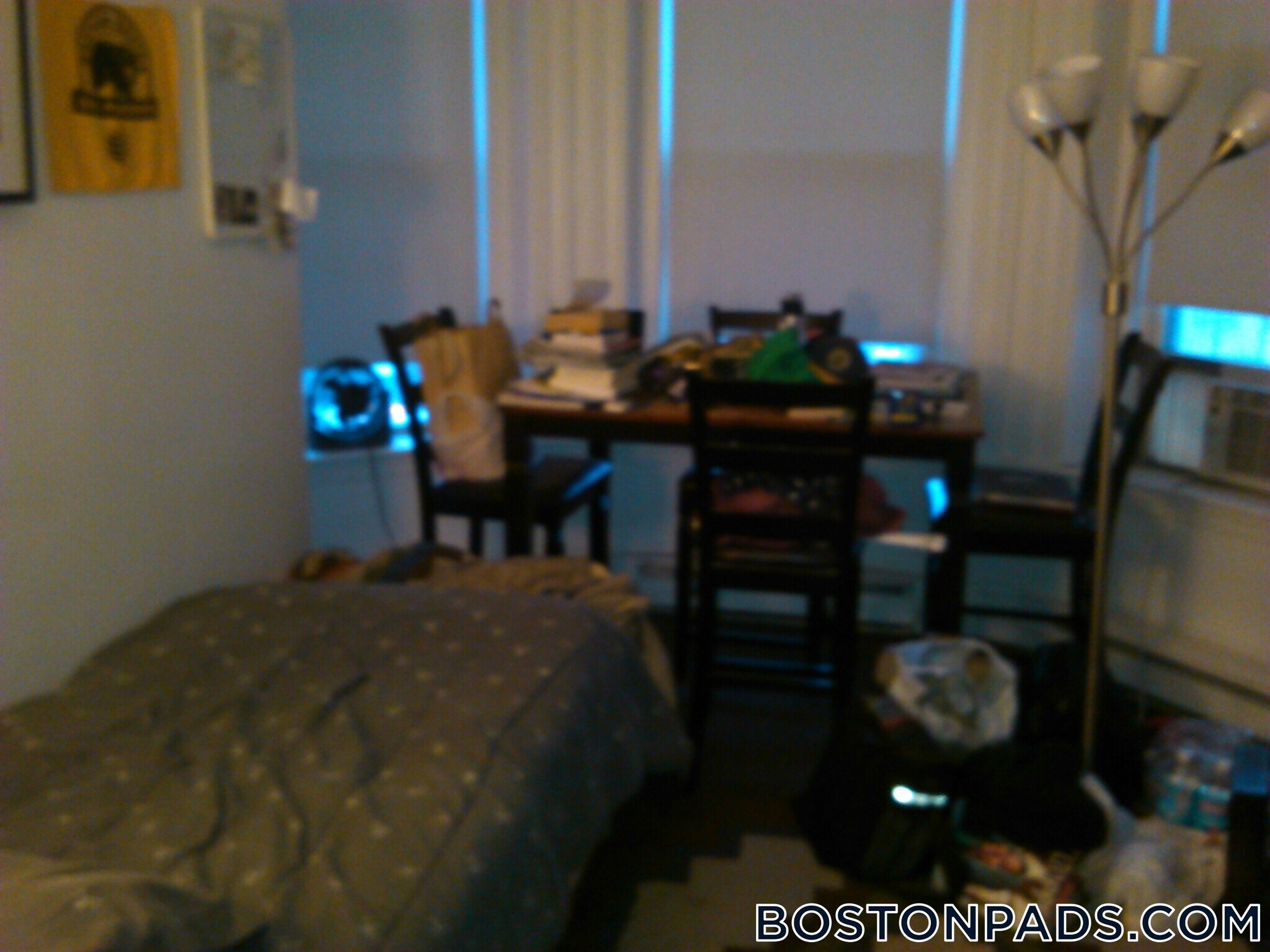 Building Photo - 854 Beacon St