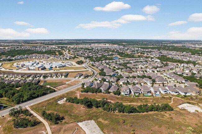 Building Photo - 1904 Woolsey Wy