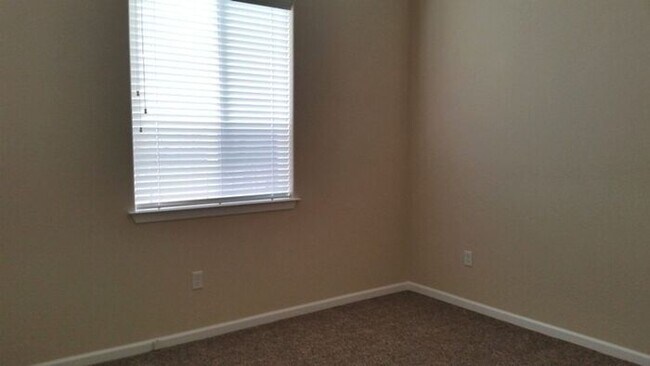 Building Photo - For Rent in The Springs, Minden NV