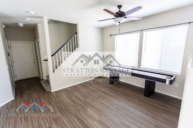 Building Photo - 2185 N Mosley Dr