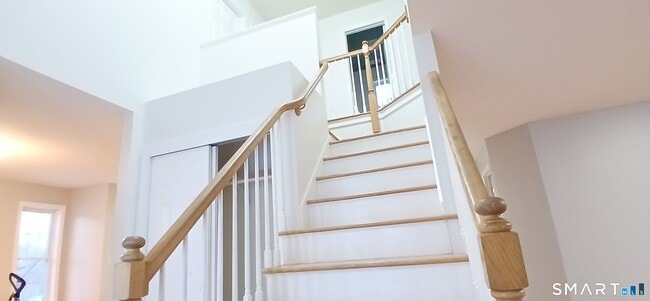 Building Photo - 100 Beacon St